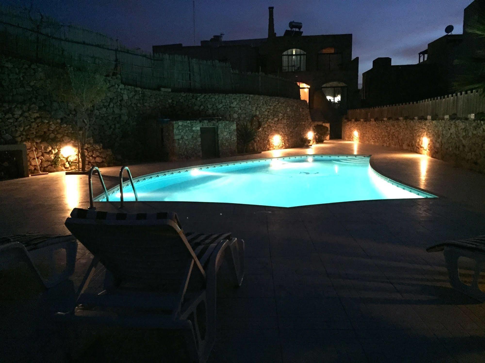 فيكتوريا Ellie Boo Bed & Breakfast المظهر الخارجي الصورة